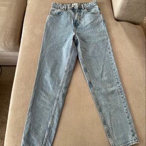 LAST CHANCE zara - light wash mom jeans